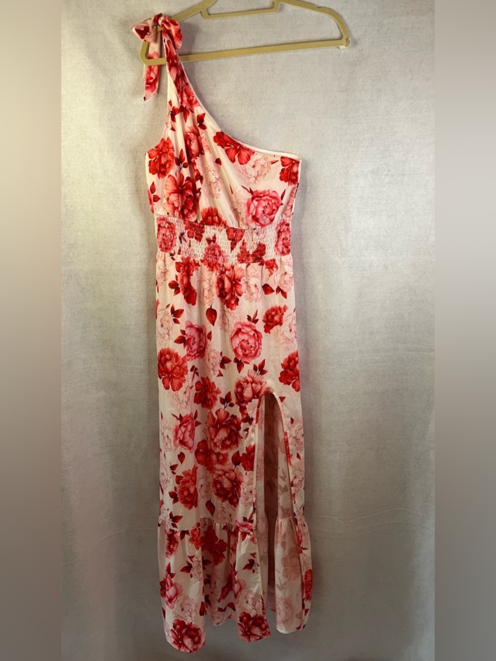 Dress White Red Floral One Shoulder High Split Seem Smocked Waist Sz M